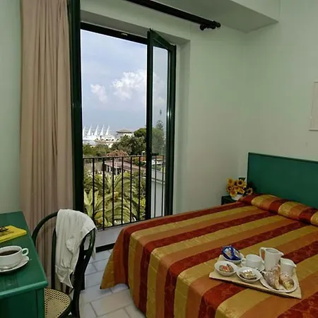 エデン ホテル ソレント