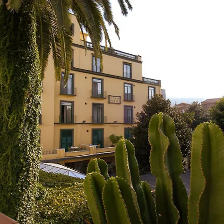 Hotel Eden 3*
