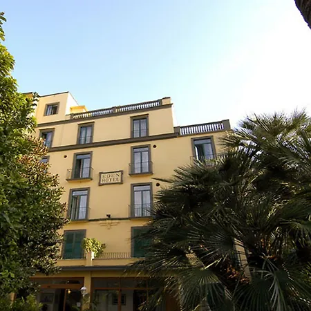 Eden Hotell 3*