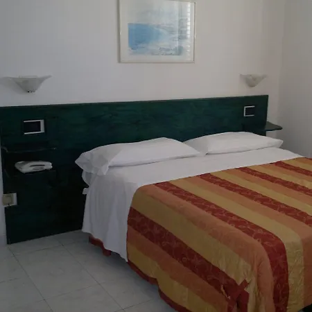 Hotell Eden 3*